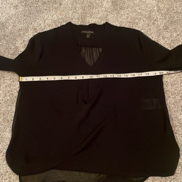 Banana Republic Factory Black Drapey V-Neck Blouse - Small - Picture 5 of 6